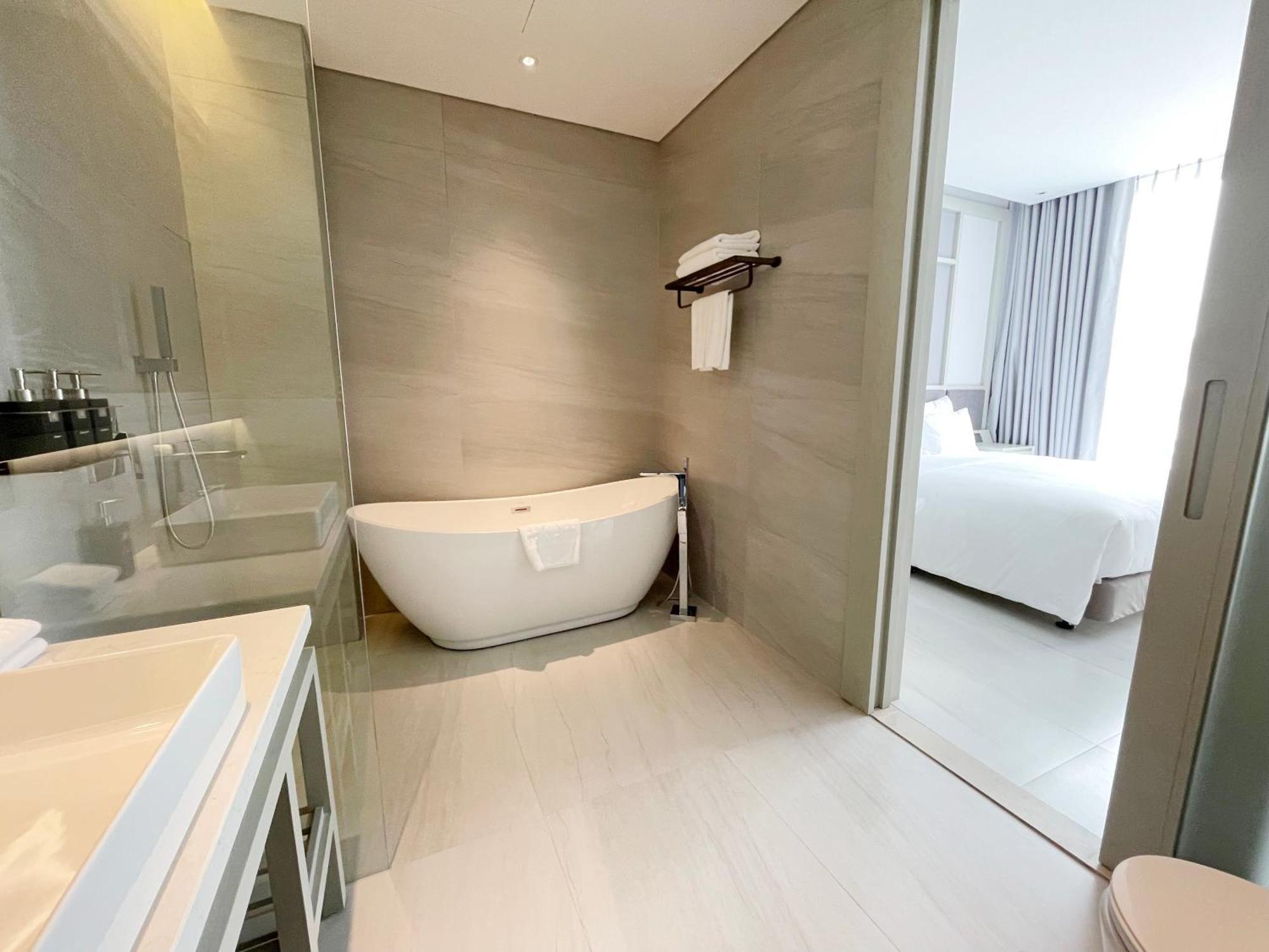 M City Hotel Saigon Ho Chi Minh-stad Buitenkant foto